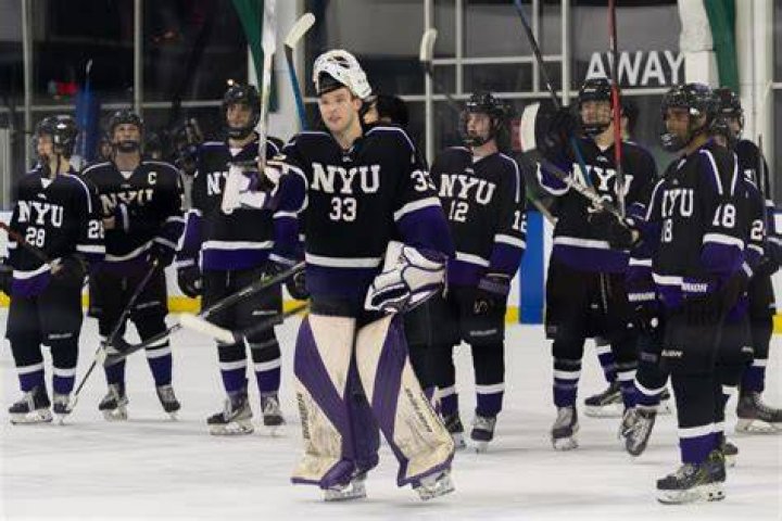 Does NYU have a dance club?